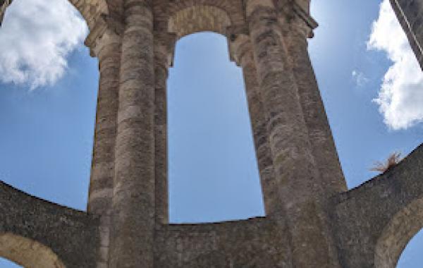 l'abbaye de Charroux