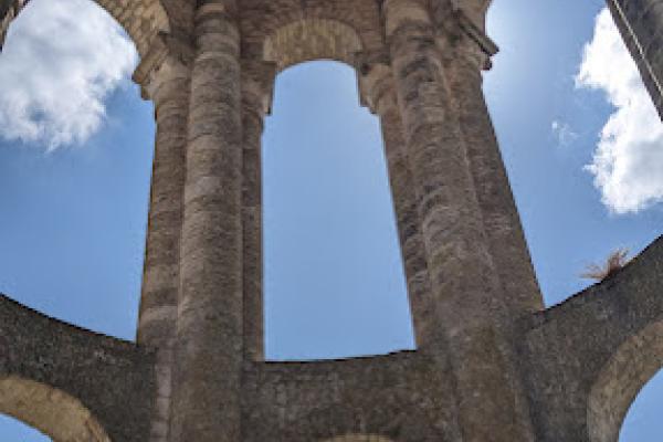 l'abbaye de Charroux